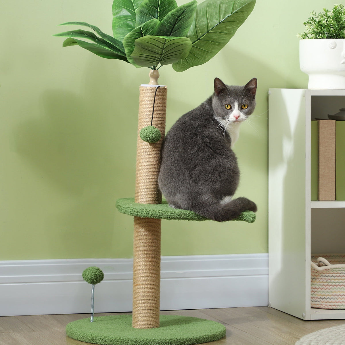 Arbre à chat arbre à grimper pour chat hauteur 83 cm avec griffoir en jute, balles jouets, plates-formes en peluche Aosom