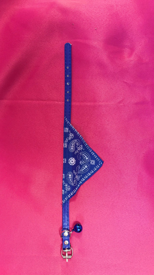 Collier Bandana Pattes d'amour