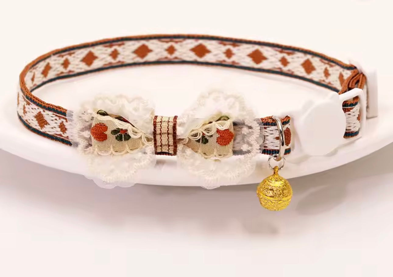 Collier Bohème-noeud papillon Pattes d'amour